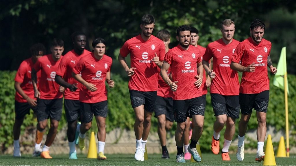 Ritiro Milan Le Immagini Dell Allenamento Di Oggi A Milanello FOTO