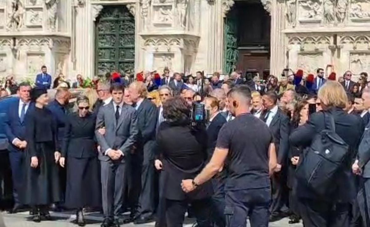 scaroni berlusconi funerali