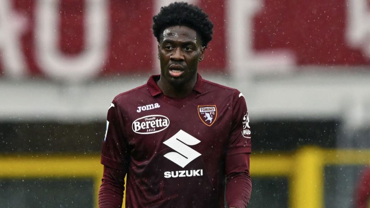 Ola Aina